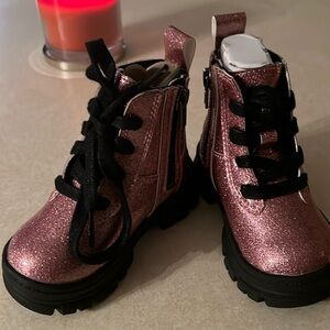 UGG Kids Boots in Sparkly Pink and Black